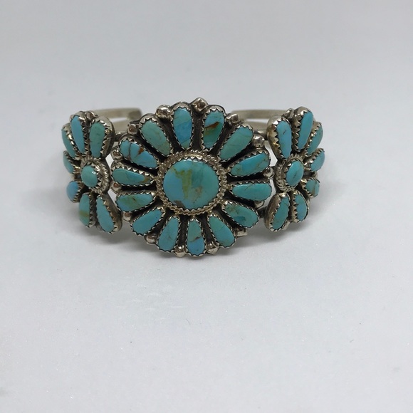 Zuni Turquoise and Sterling Silver Bracelet - Picture 7 of 10
